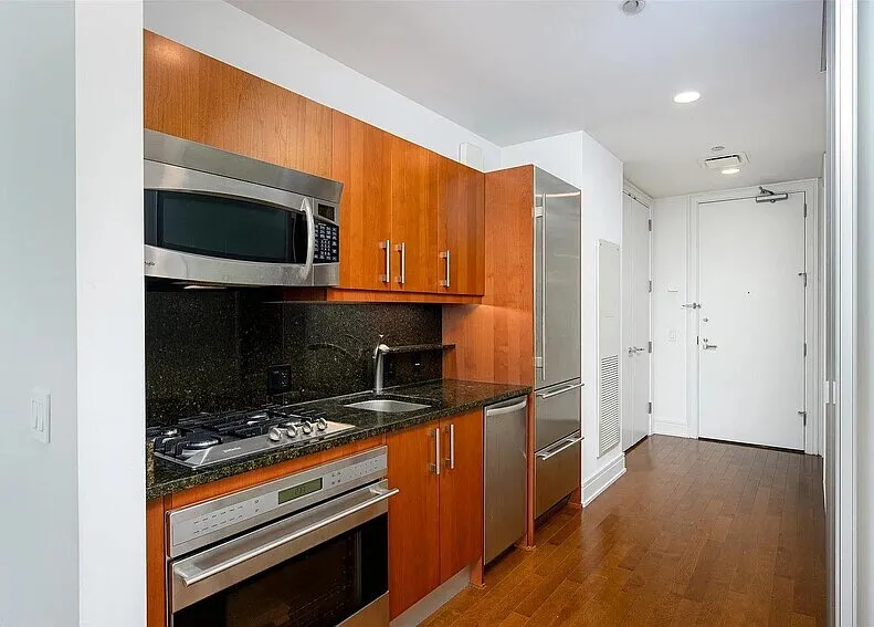 Studio, 1.0 bath, 580 sqft, $1,820 — Photo 4