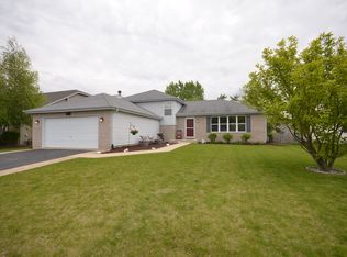 1710 Pebble Beach Dr, Plainfield, IL