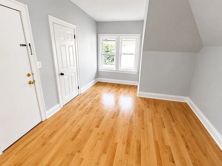 635-637 Sanford Ave #3 — Photo 5