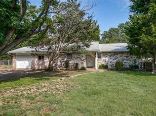 443 Parkview Dr, Duncanville, TX 75137