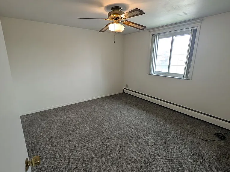 5 Grant Street — Photo 6