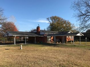 603 S Choctaw St, Caddo, OK 74729