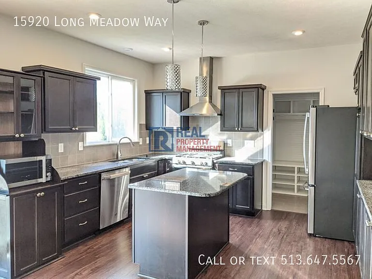 15920 Long Meadow Way — Photo 7