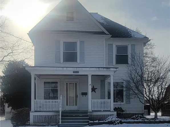 6054 Ketchum Ave, Newfane, NY 14108