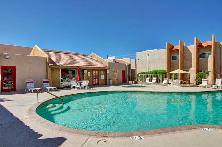 5525 E Thomas Rd — Photo 3
