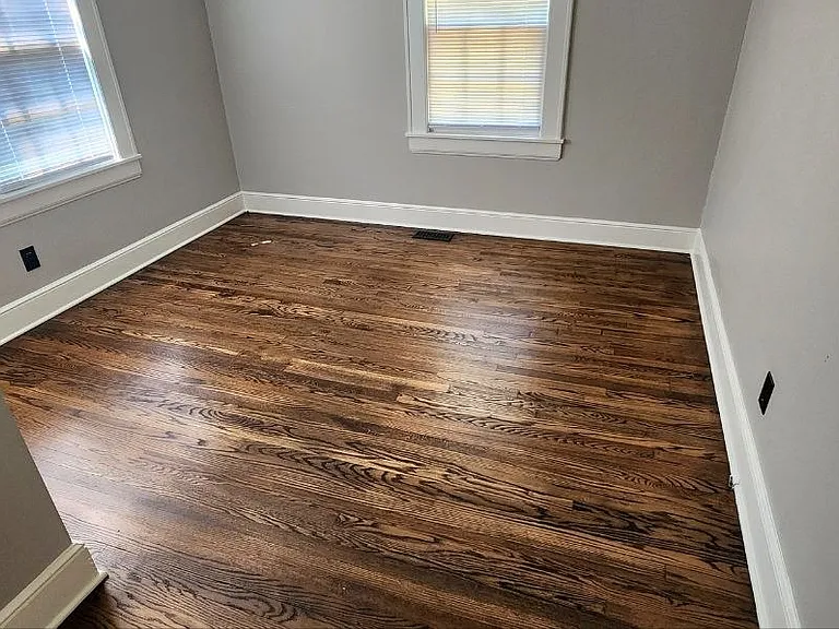 402 W Academy St — Photo 5