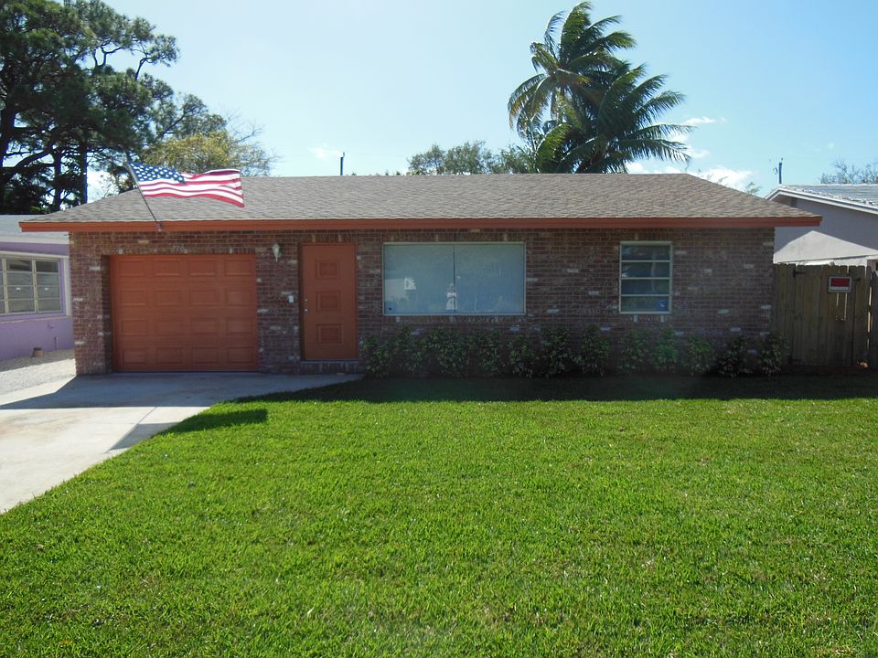 1st image of 710 SW 17th St