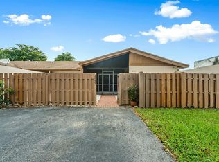 2095 SW 24th Cir, Boynton Beach, FL 33426