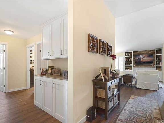 4th image of 26359 Rainbow Glen Dr #251
