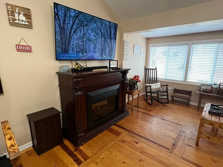 Virginia Rdg — Photo 6
