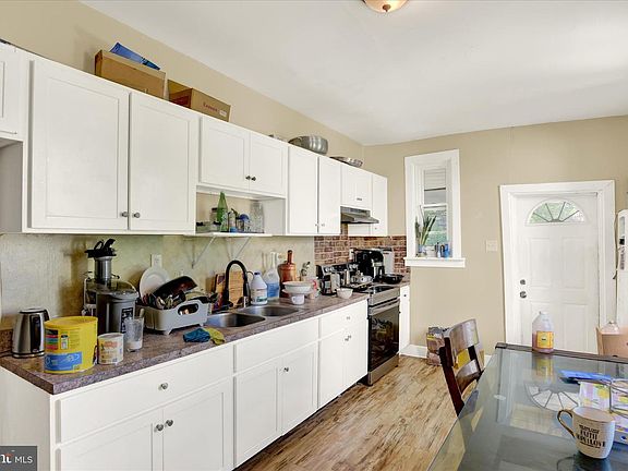 5th image of 1409 Berryhill St