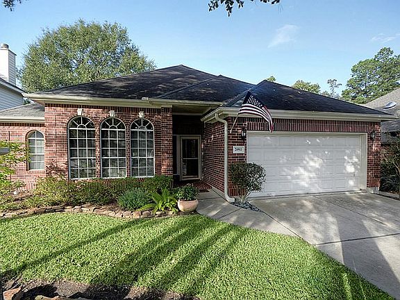 This home is well taken of and has a lovely drive up appeal.