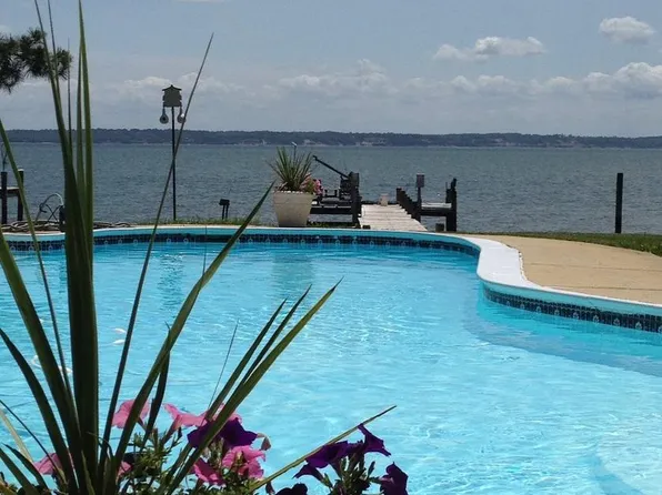 38085 Beach Rd, Coltons Point, MD 20626