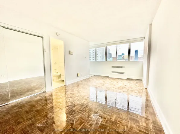 33 Isabella St, Toronto, ON