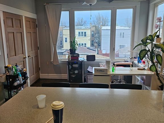 5th image of 5022 W Pensacola Ave #2