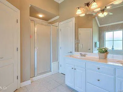 302 Haguewood Cir — Photo 15
