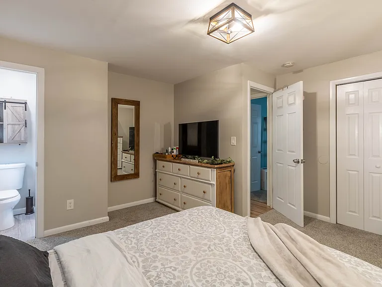 132 Stanley Rd — Photo 11