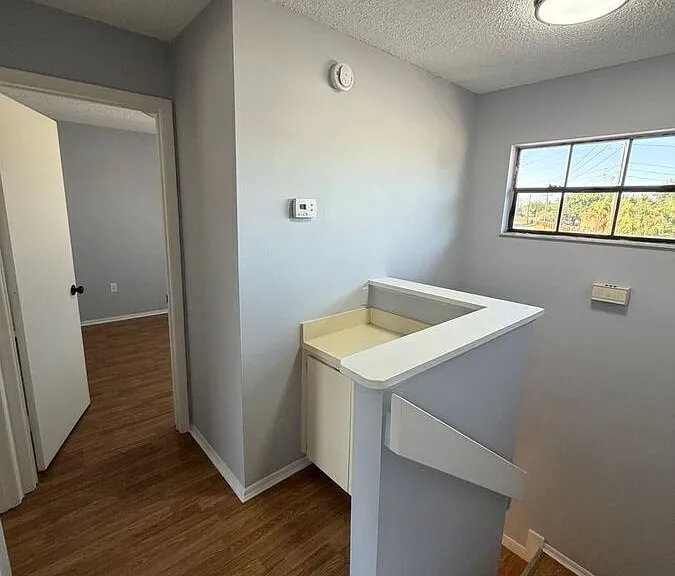 1090 Buttercup Dr — Photo 10