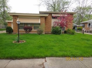140 Constance Ln, Chicago Heights, IL