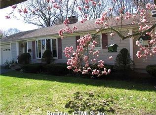 3 Ark Rd, Branford, CT 06405