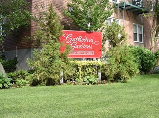 30 Cathedral Ave APT 5D, Hempstead, NY 11550