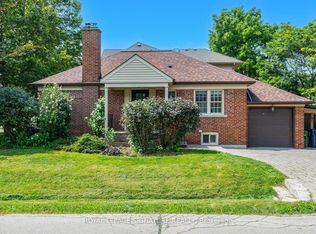 28 Eagle Rd, Toronto, ON M8Z 4H5