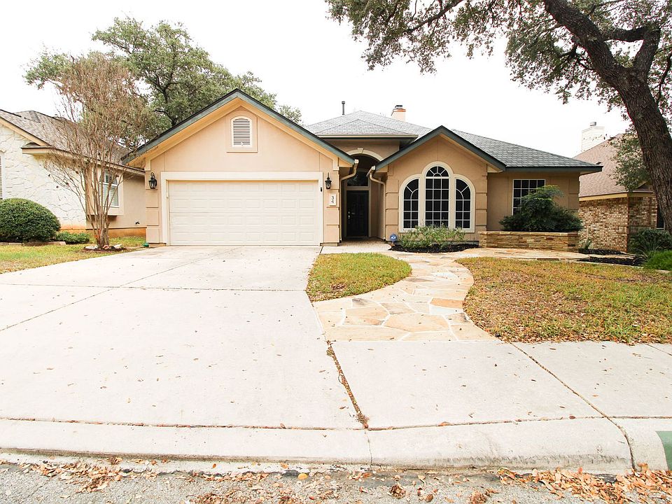 1st image of 34 Silverhorn Dr