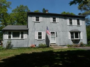 13 Bartlett St, Pembroke, MA 02359