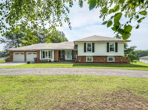 20223 Cole Rd, Kearney, MO 64060
