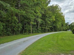 863 Windham Rd, Loris, SC 29569