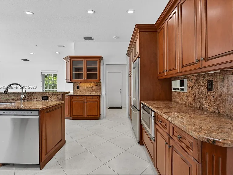 8224 SW 178th Ter — Photo 20