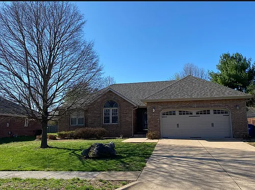 1324 W Grayrock Dr Photo 1
