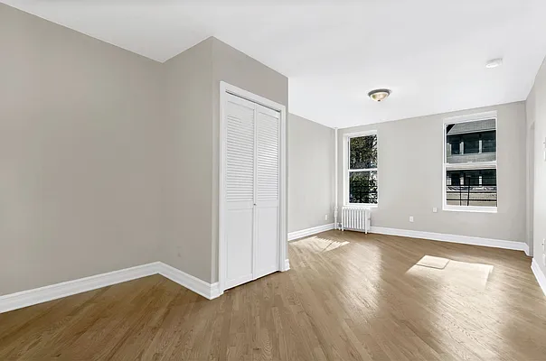 Rented by Cooper & Cooper Real Estate | media 9