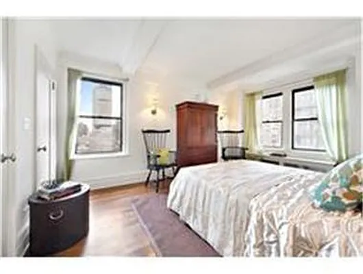 Rented by Douglas Elliman | media 16