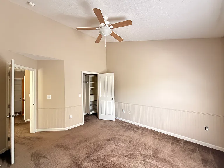 7408 Cayman Ln — Photo 13