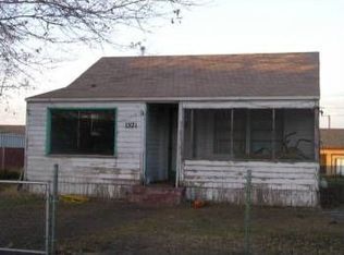 1321 7th St, Umatilla, OR 97882