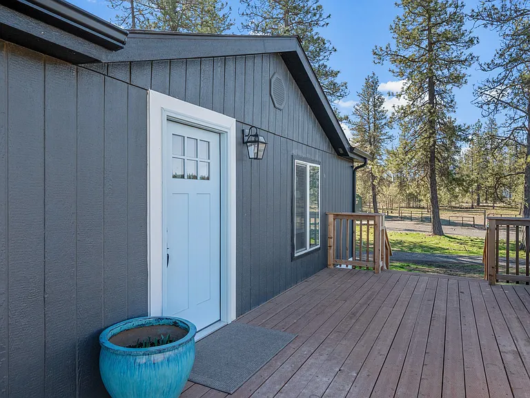24315 S Columbia Basin Hwy — Photo 2