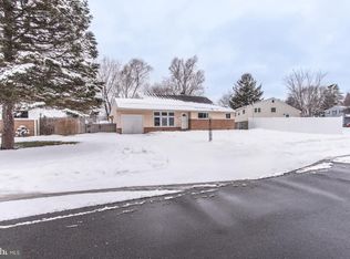 746 Spruce Rd, Warminster, PA 18974