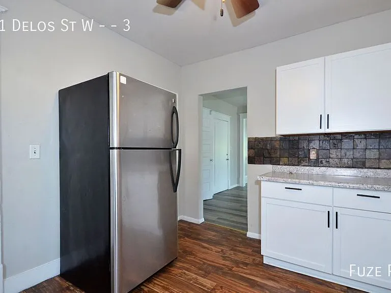 61 Delos St W #3 — Photo 13