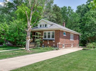 921 Webster Ave, Wheaton, IL 60187