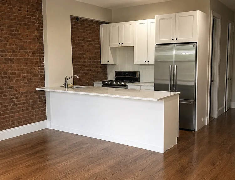 354 Myrtle Ave #2 — Photo 1