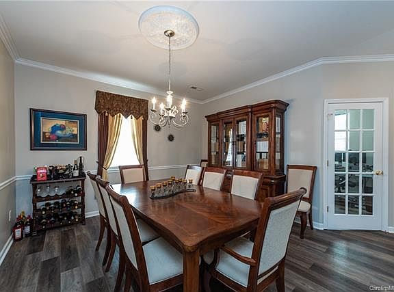 5th image of 7607 Carrington Forest Ln