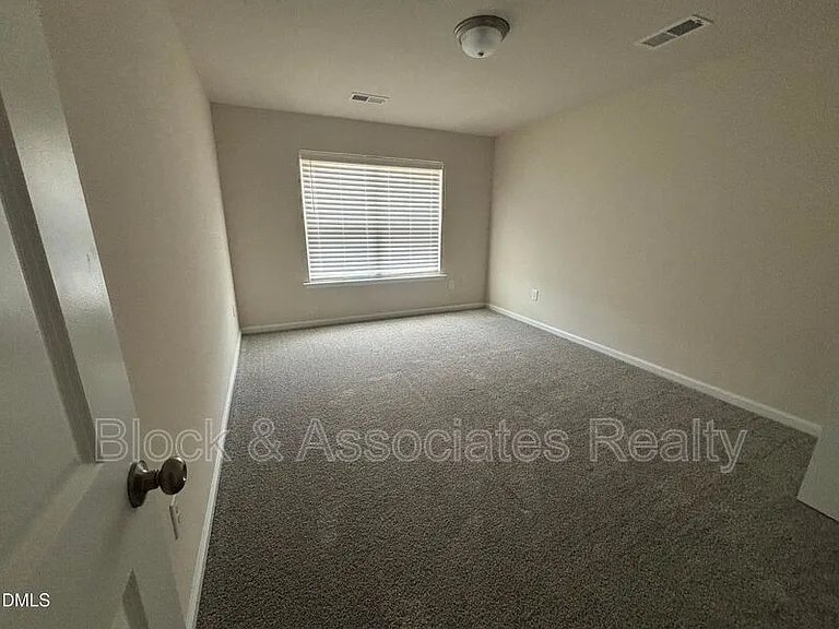 268 Abbots Mill Dr — Photo 25
