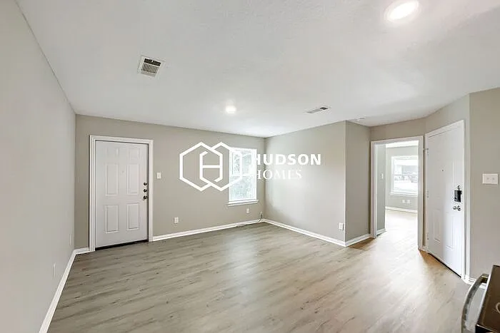 4018 Dorchester St #B — Photo 3