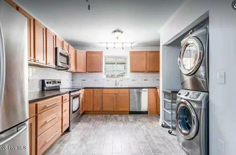 4525 Kimberly Way — Photo 3
