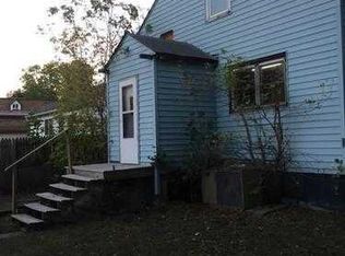 515 S 2nd St, Milbank, SD 57252