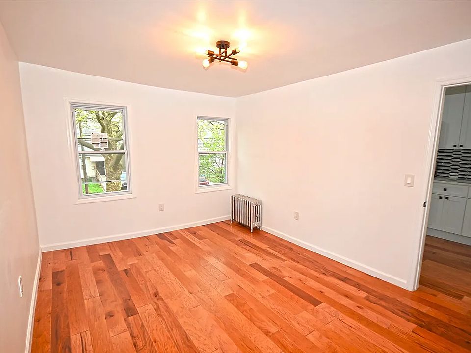 1st image of 112-29 200th St #2