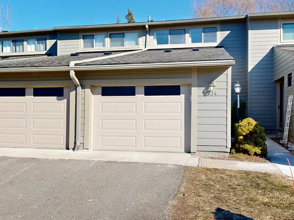 734 Peninsula Ct, Ann Arbor, MI 48105