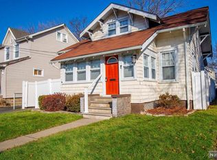 17 Westervelt Pl, Teaneck, NJ 07666