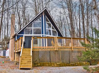 112 Moshannon Dr, Pocono Lake, PA 18347
